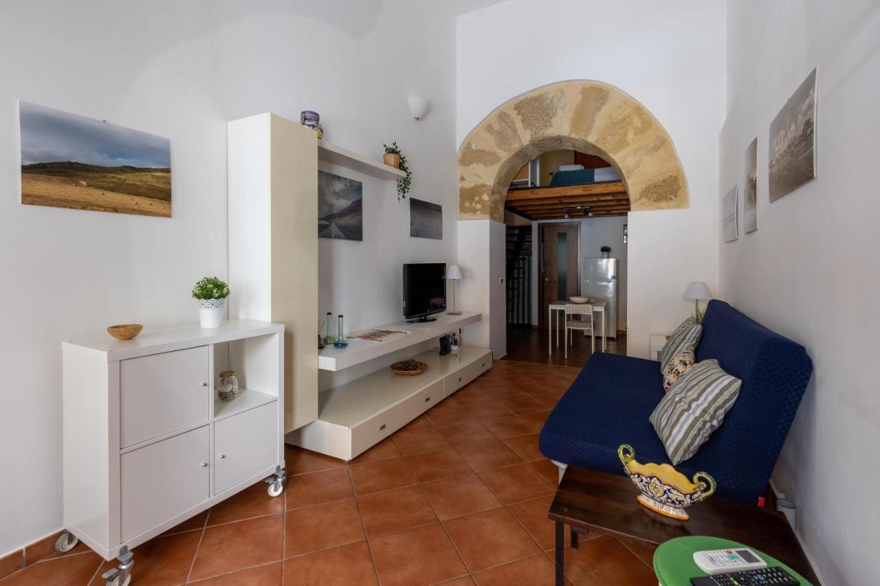 Apartament La Casa Del Cacciatore - Alloggio Con Terrazzo Palermo Zewnętrze zdjęcie