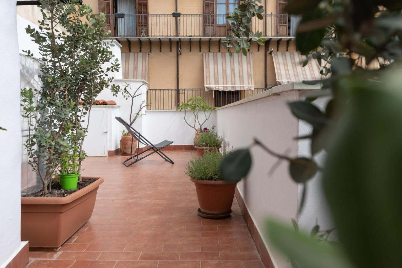 Apartament La Casa Del Cacciatore - Alloggio Con Terrazzo Palermo Zewnętrze zdjęcie